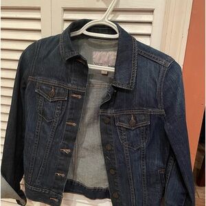 Women’s denim jacket